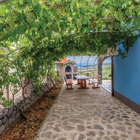 Apartment Awesome In With Wifi Klenovica